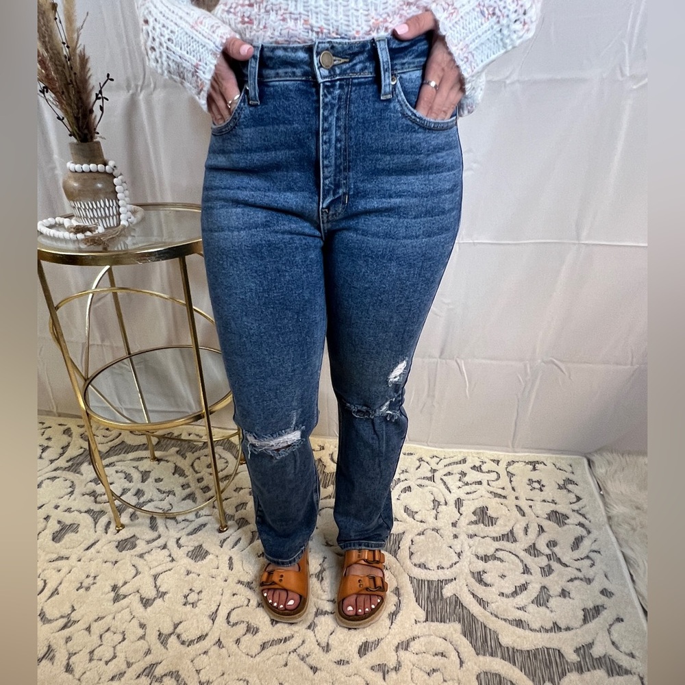 NWT! High Rise Straight Jeans